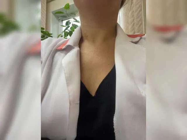 Watch amazing model -Jolly- -Jolly- from BongaCams