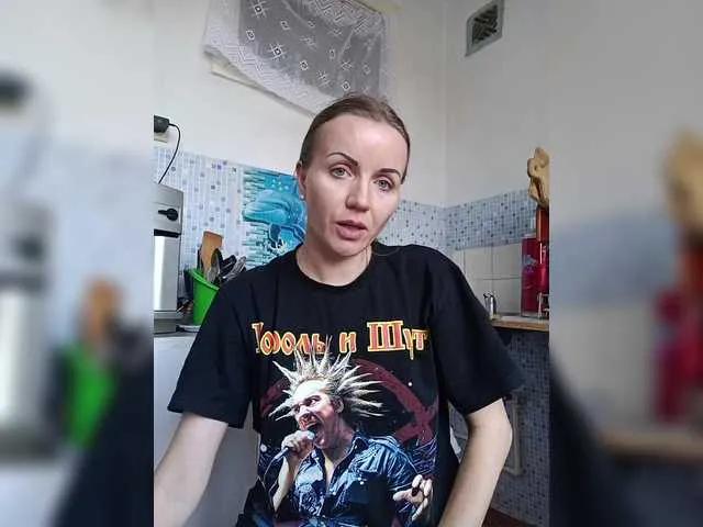 Alenushka888 from BongaCams