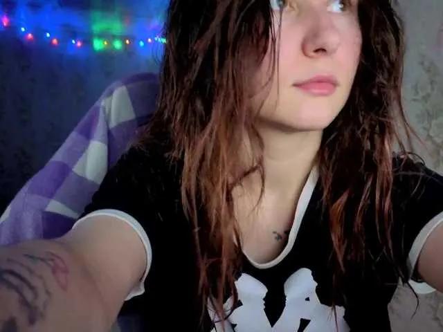 Alisa21-1 from BongaCams