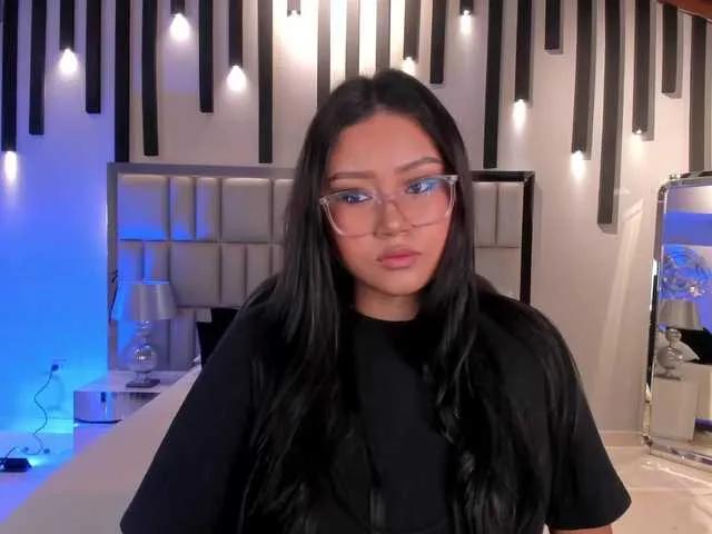 Hot AmberLewis wants you to fuck her body now AmberLewis from BongaCams