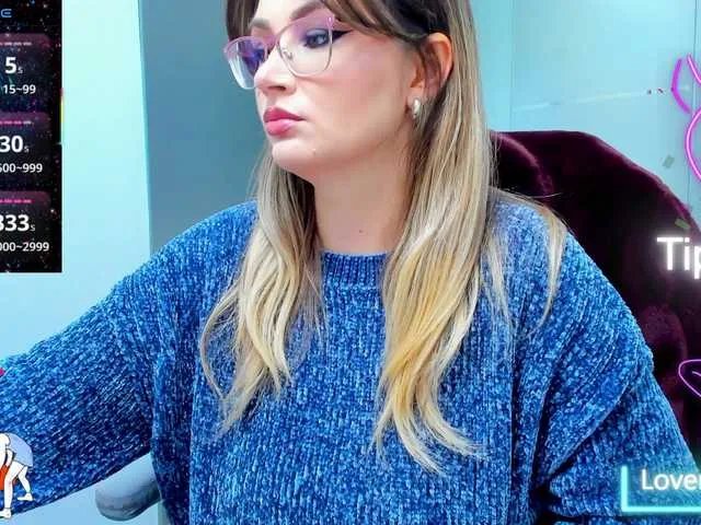 anyarosses from BongaCams