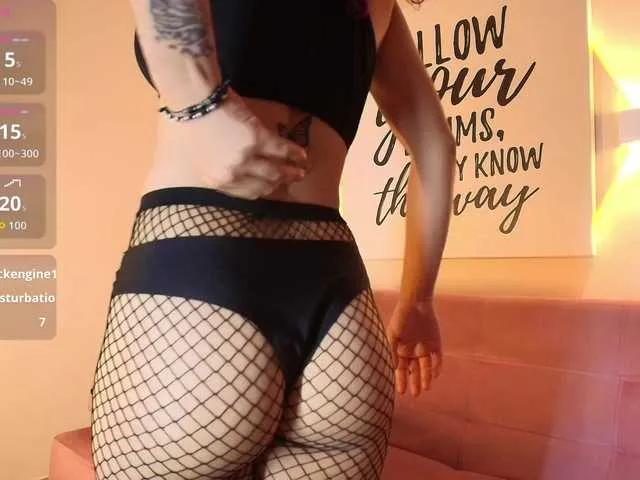 Masturbate to CaseyDevon, she wants to masturbate for you CaseyDevon from BongaCams