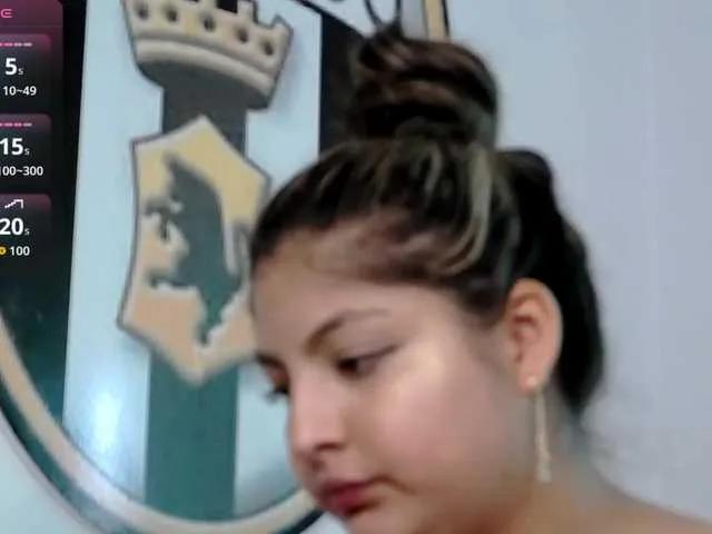 CinnaMorena from BongaCams