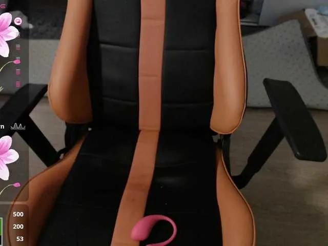 crystalyss from BongaCams