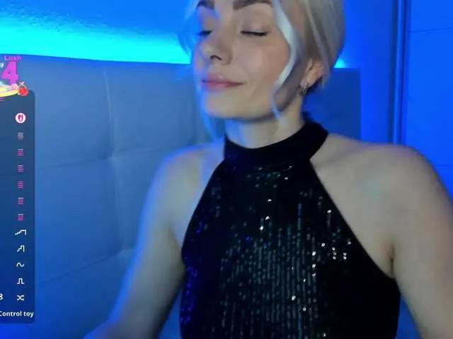 Naked Dashulakiss1 wants you to fuck her body now Dashulakiss1 from BongaCams
