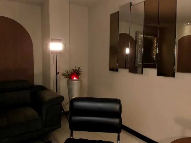 DominiqueVega from BongaCams