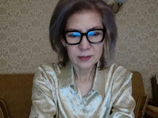 Elegant00Lady from BongaCams