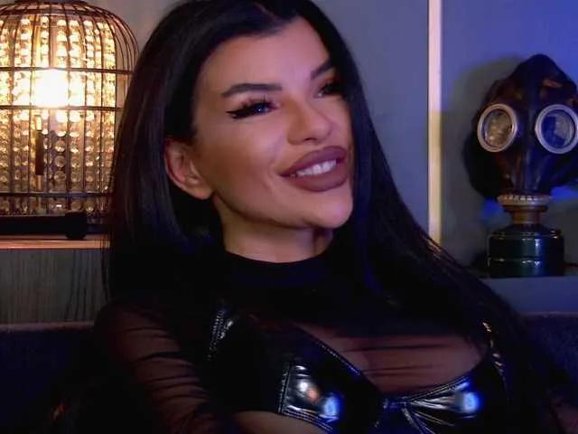 EleniaDevons from BongaCams