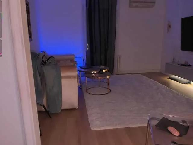 Foxe-Sailey from BongaCams