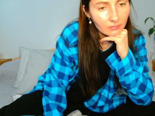 Irina9793 from BongaCams