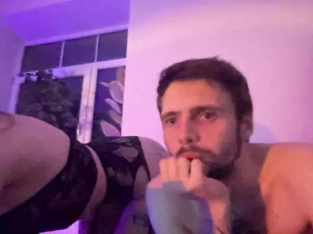 Kinnkymelanny from BongaCams