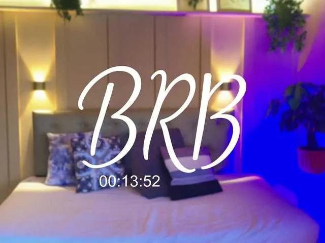 Mia-Juanxxx from BongaCams