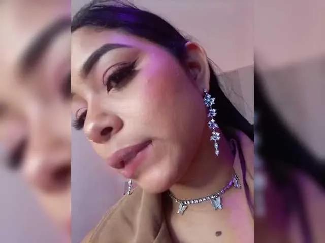 NickyCole from BongaCams