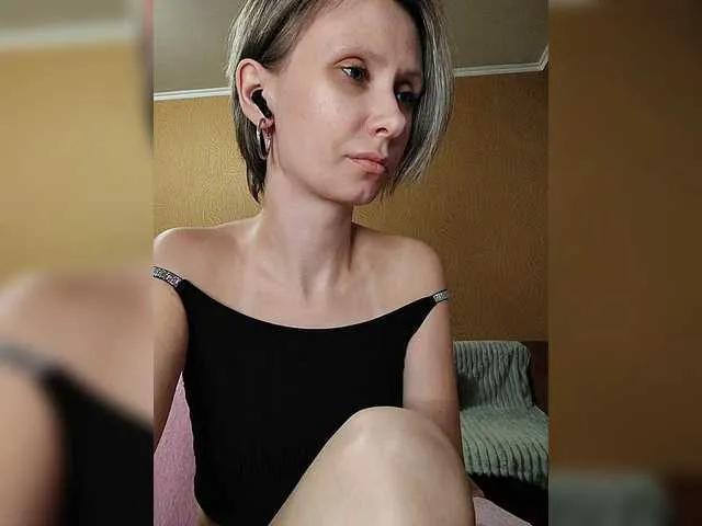 prettyKris from BongaCams