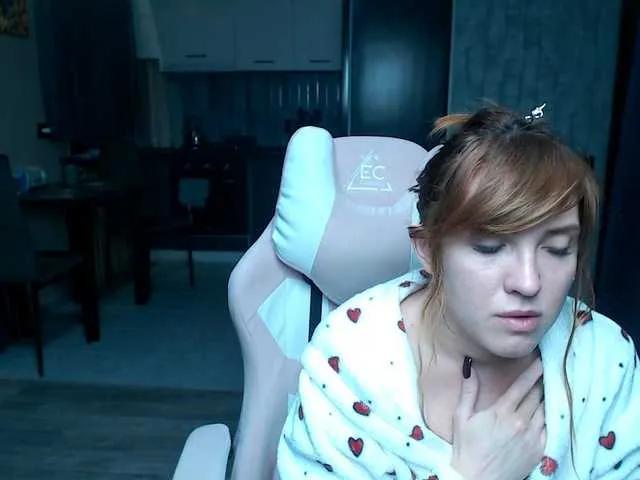 Hot Regimasmile wants you to fuck her body now Regimasmile from BongaCams