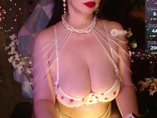 Hot Rizzik wants you to fuck her body now rizzik from BongaCams