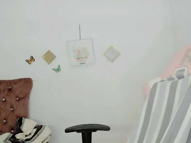 ZooeyBelair from BongaCams