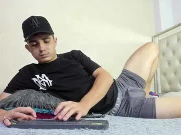 Explore 19 years old alejo_gray1 from Chaturbate alejo_gray1 from Chaturbate