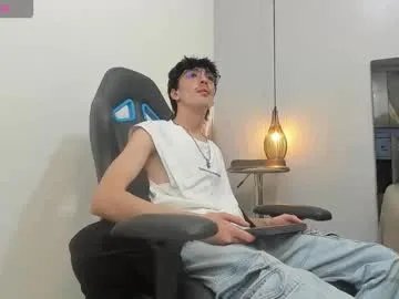 alex_briight from Chaturbate