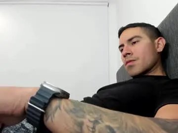 andresjuan92 from Chaturbate