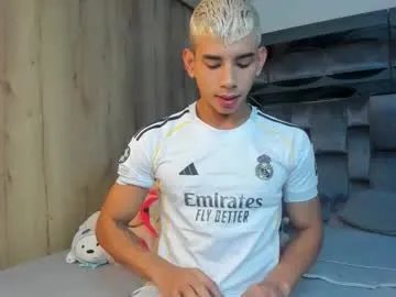 Explore Andrew_twink18, he wants to masturbate for you andrew_twink18 from Chaturbate