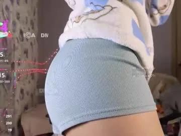 Masturbate to sexy escort Armurra armurra from Chaturbate