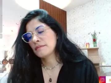 Join Blue_tay1, she wants to masturbate for you blue_tay1 from Chaturbate