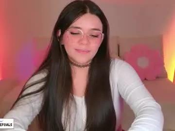 cammiefoalss from Chaturbate