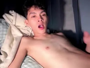 camwithethan from Chaturbate