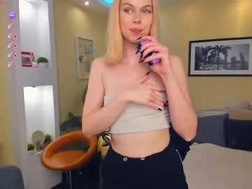Join Chrisme_please, she wants to masturbate for you chrisme_please from Chaturbate