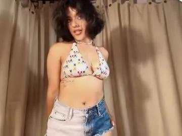 Try Chaturbate's Claricerose claricerose from Chaturbate