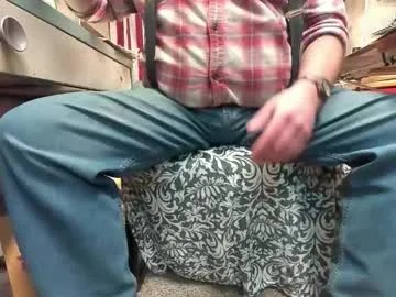 dadsgarageatl from Chaturbate