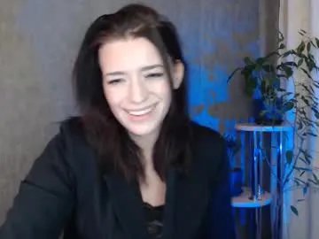 elinapretty from Chaturbate
