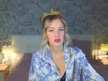 Watch Emilydancee, she wants to masturbate for you emilydancee from Chaturbate