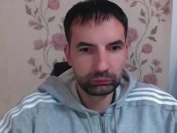 gianni_lion from Chaturbate