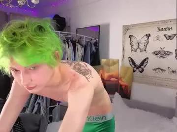 Sweet Kessy_white wants you to fuck his body now kessy_white from Chaturbate