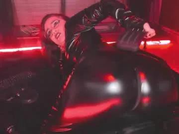 kyliemaxwell from Chaturbate