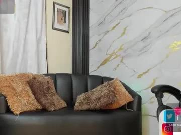 lesly_w from Chaturbate