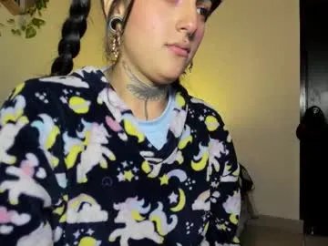 lolaleah_ from Chaturbate