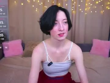 luvenianitschke from Chaturbate