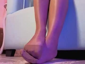 Explore Mollyevanss1, she wants to masturbate for you mollyevanss1 from Chaturbate