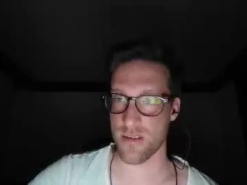 moms_little_monster from Chaturbate