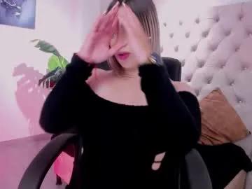 nataly_lblanck from Chaturbate