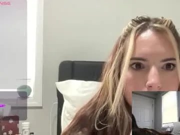 nicnaxx from Chaturbate