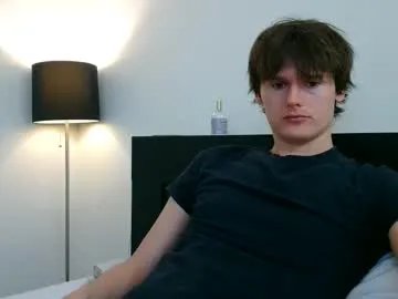 sensualalien from Chaturbate