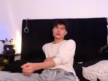 Admire Thomasbennett_, he wants to masturbate for you thomasbennett_ from Chaturbate