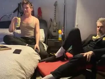 yournewfavourite from Chaturbate