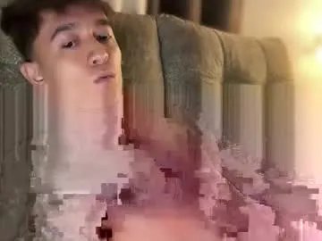 yummyjustine07 from Chaturbate