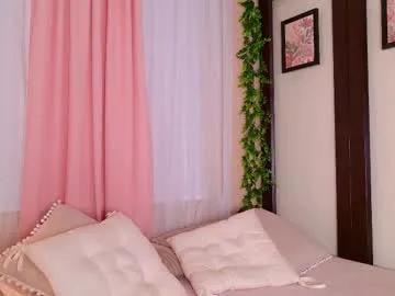 Watch Zafiiro_bluee2, she wants to masturbate for you zafiiro_bluee2 from Chaturbate