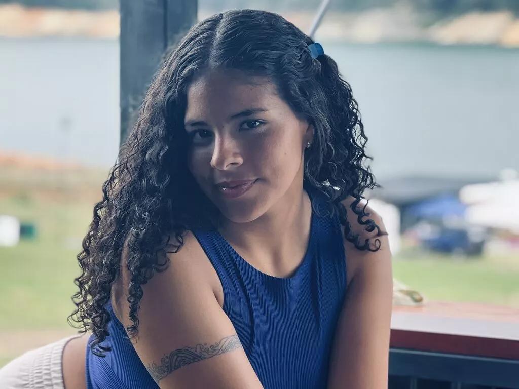 AleGil from LiveJasmin